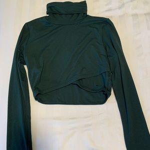 dark green crop top/turtle neck